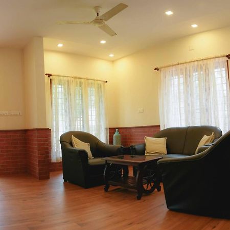 Waves And Shores Beach Villa Mararikulam Ngoại thất bức ảnh