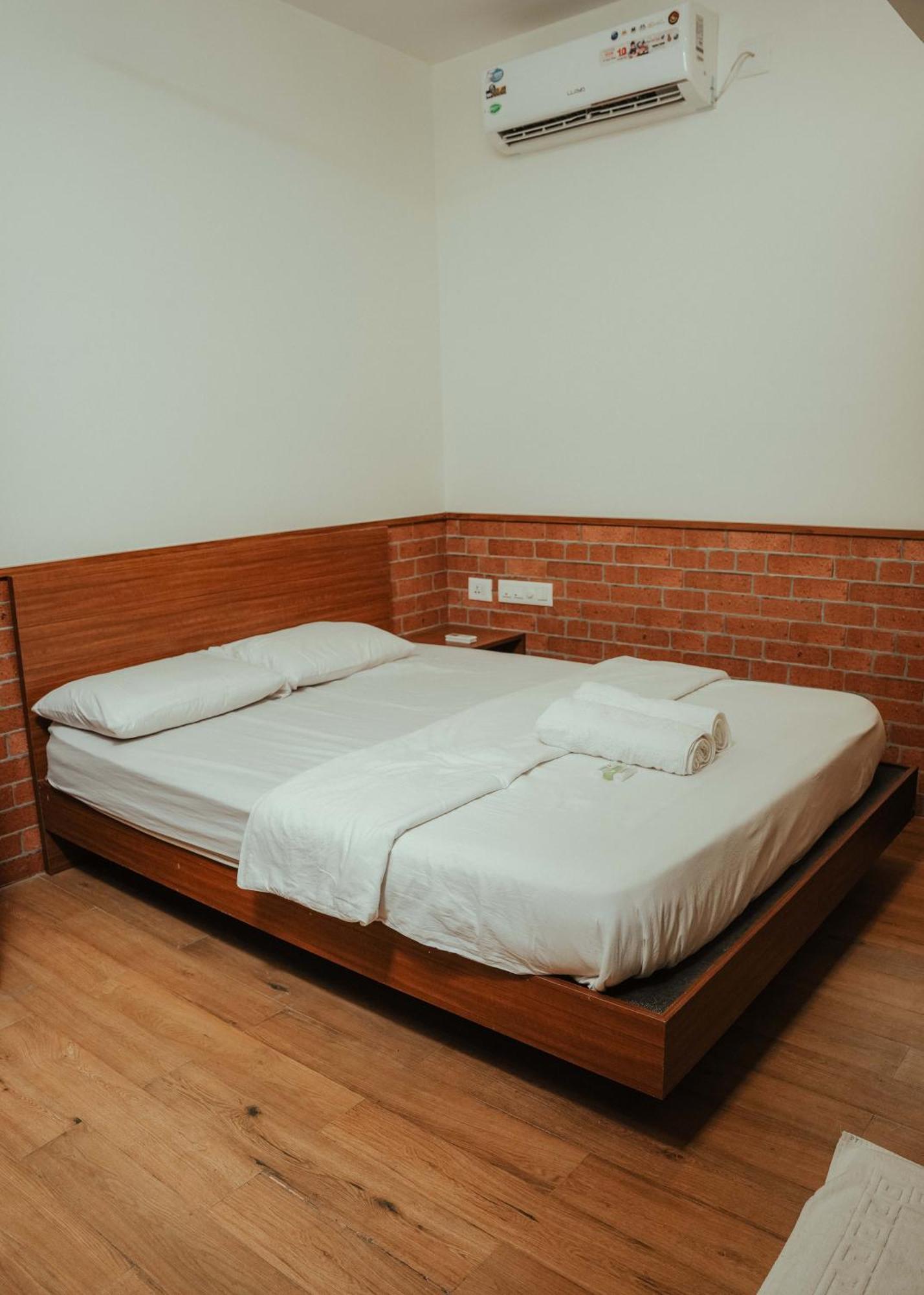 Waves And Shores Beach Villa Mararikulam Ngoại thất bức ảnh